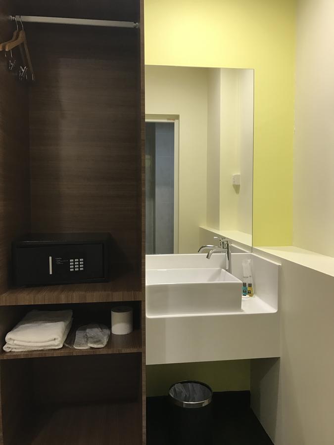 Hotel L At 51 Desker Singapur